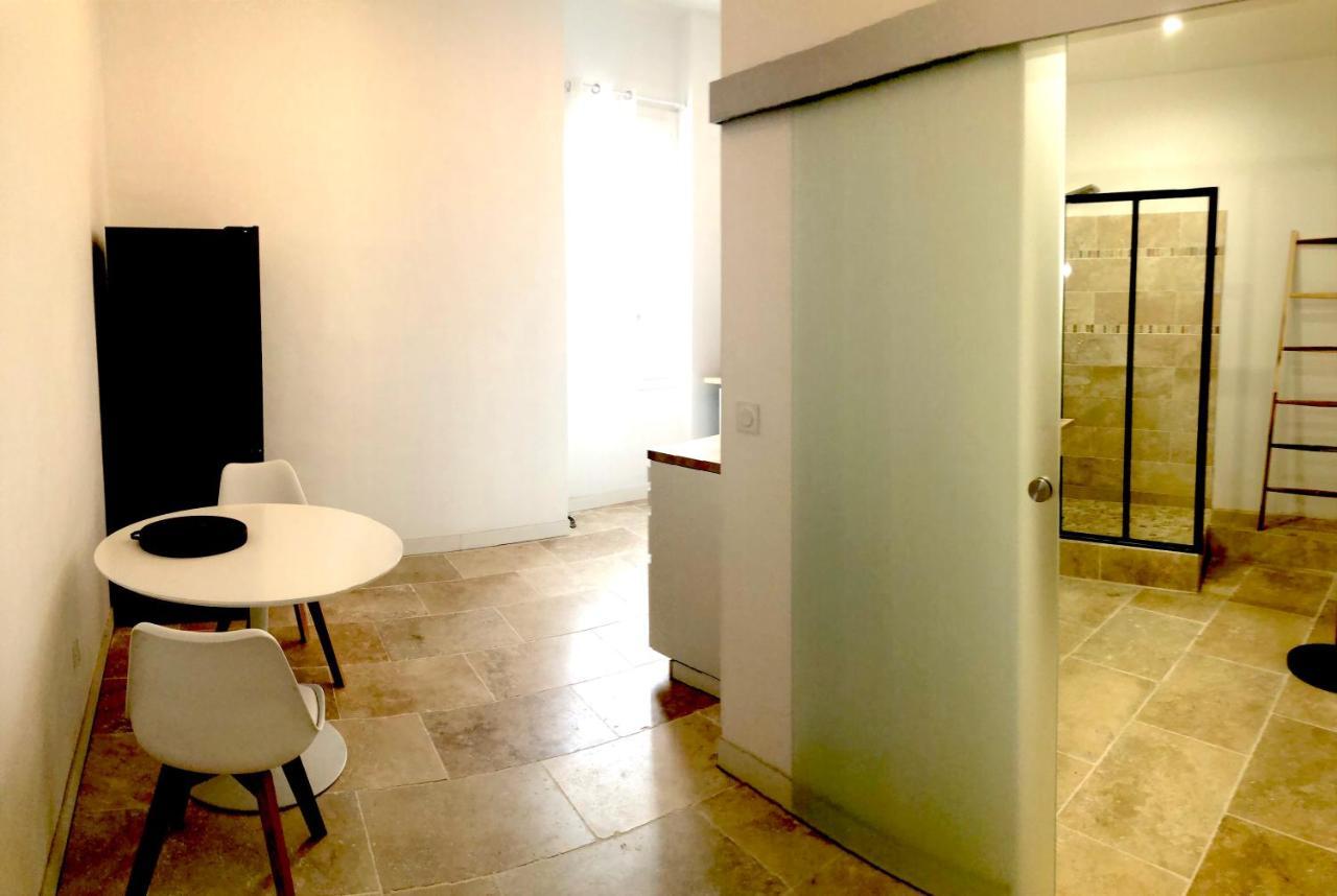 Insula I - Appartement Arenes Centre-Ville นีมส์ ภายนอก รูปภาพ